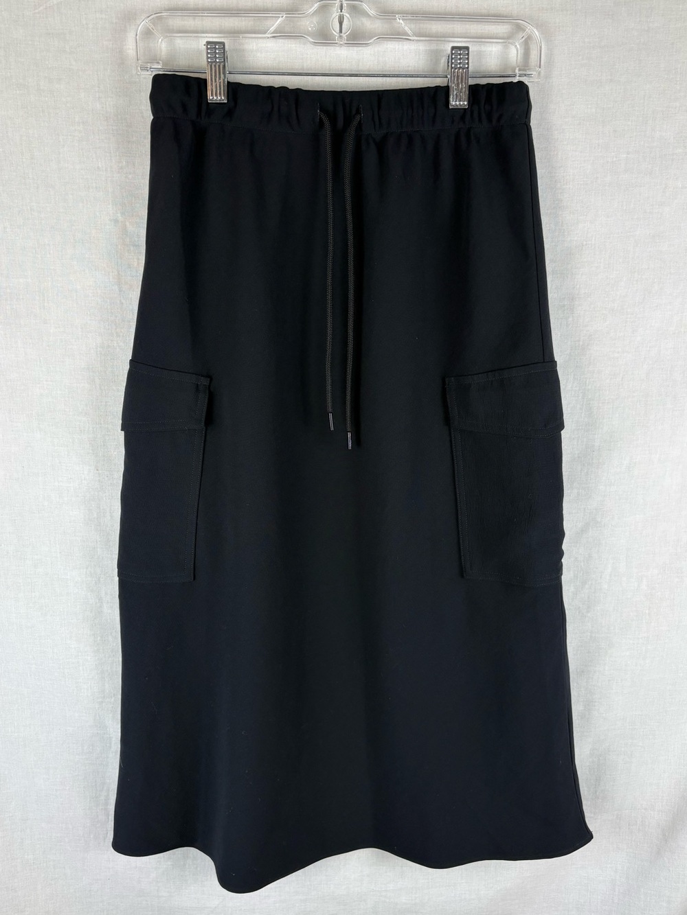 Aritzia Wilfred Muse Cargo Skirt High-Rise Black Size S